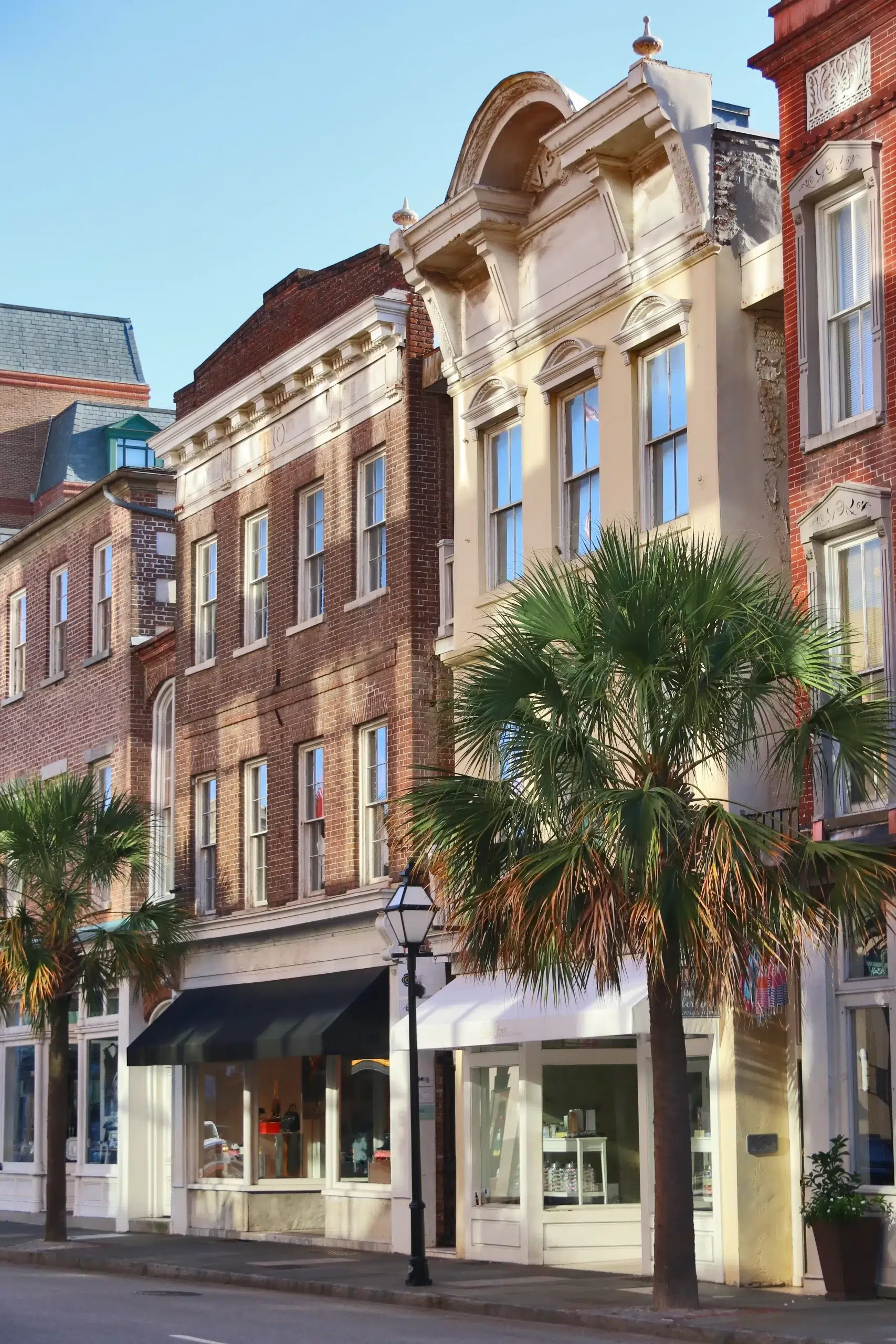 image of building in downtown south carolina